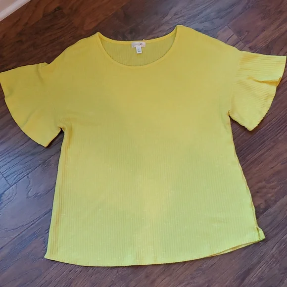 Top - Picture 4 of 13